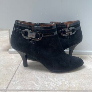 Womens Sofft Belvedere Black Suede Ankle Bootie, Size 9.5M